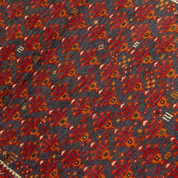 فرش دستبافت دو و نیم متری مدل بلوچ کد 20.33.1864