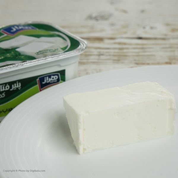 پنیر فتا دوشه کم نمک و کم چرب هراز مقدار 300 گرم