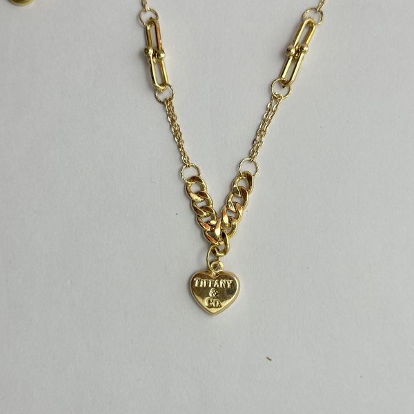 گردنبند طلا 18 عیار زنانه مدل GA011 طرح زنجیر و آویز قلب