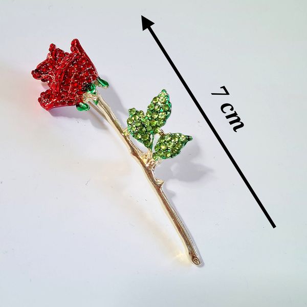 گل سینه زنانه مدل گل رز نگین دار کد art 25