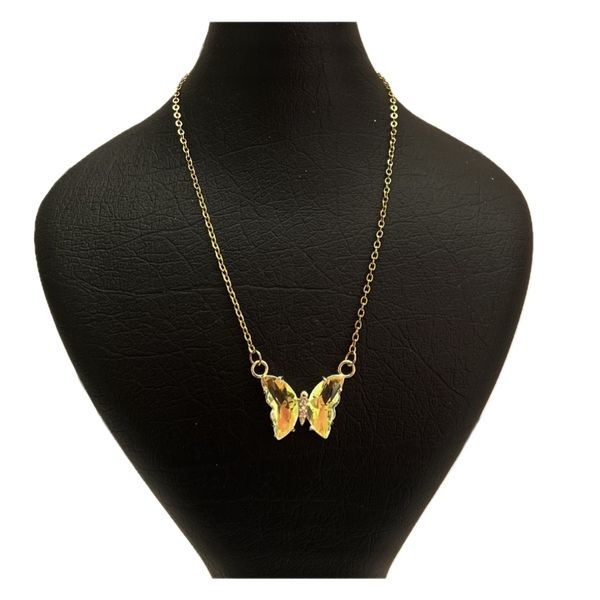 گردنبند زنانه مدل پروانه کریستالی کد 501