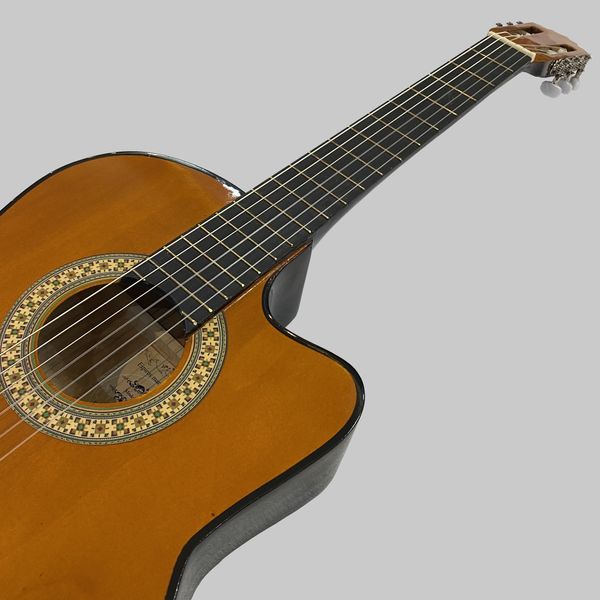 گیتار پاپ اسپیروس مارکت مدل C.70