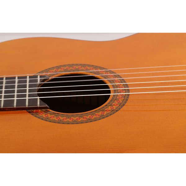 گیتار کلاسیک یاماها مدل CM-40