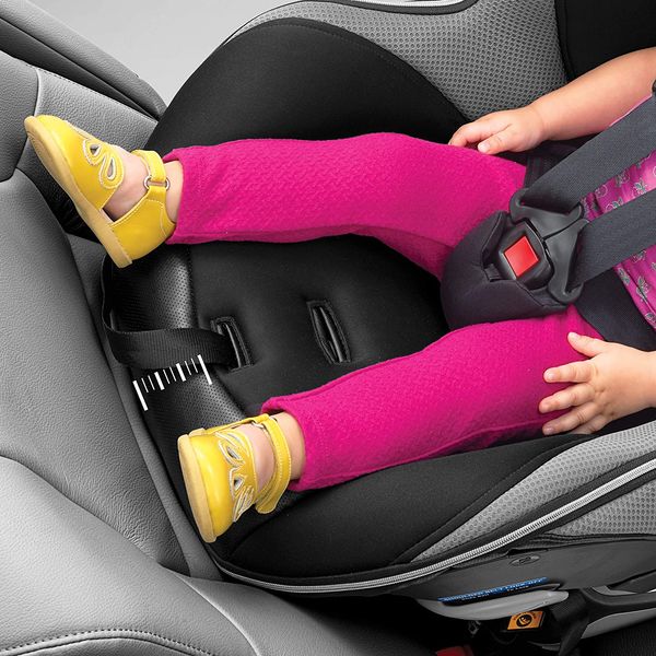 صندلی خودرو کودک چیکو مدل نکست فیت زیپ مکس