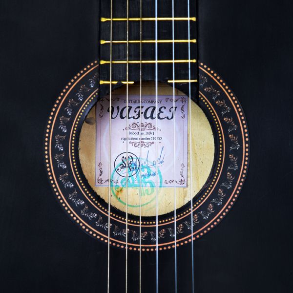 گیتار کلاسیک وفائی مدل MVo7