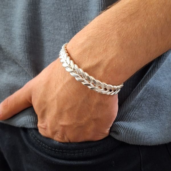 دستبند نقره مردانه مدل ss026