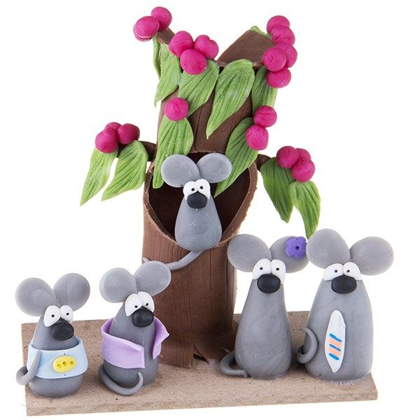 عروسک تزئینی خانواده موش ها و درخت خمیری Ice Toys