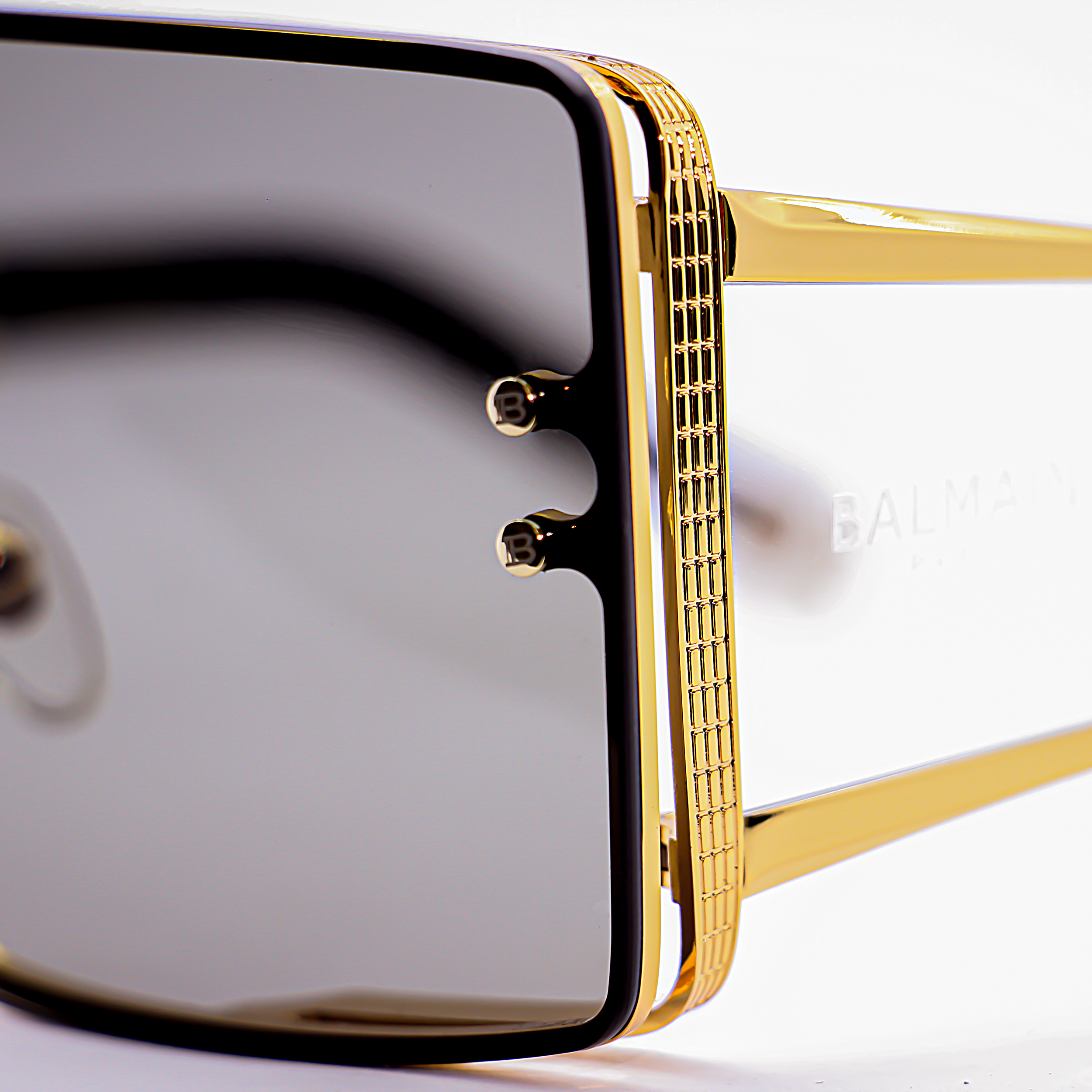 عینک آفتابی بالمن مدل Wonder Boy (BPS-102C-146GD) Limited Edition