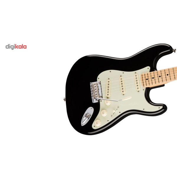 گیتار الکتریک فندر مدل American Pro Stratocaster Black Maple Fingerboard