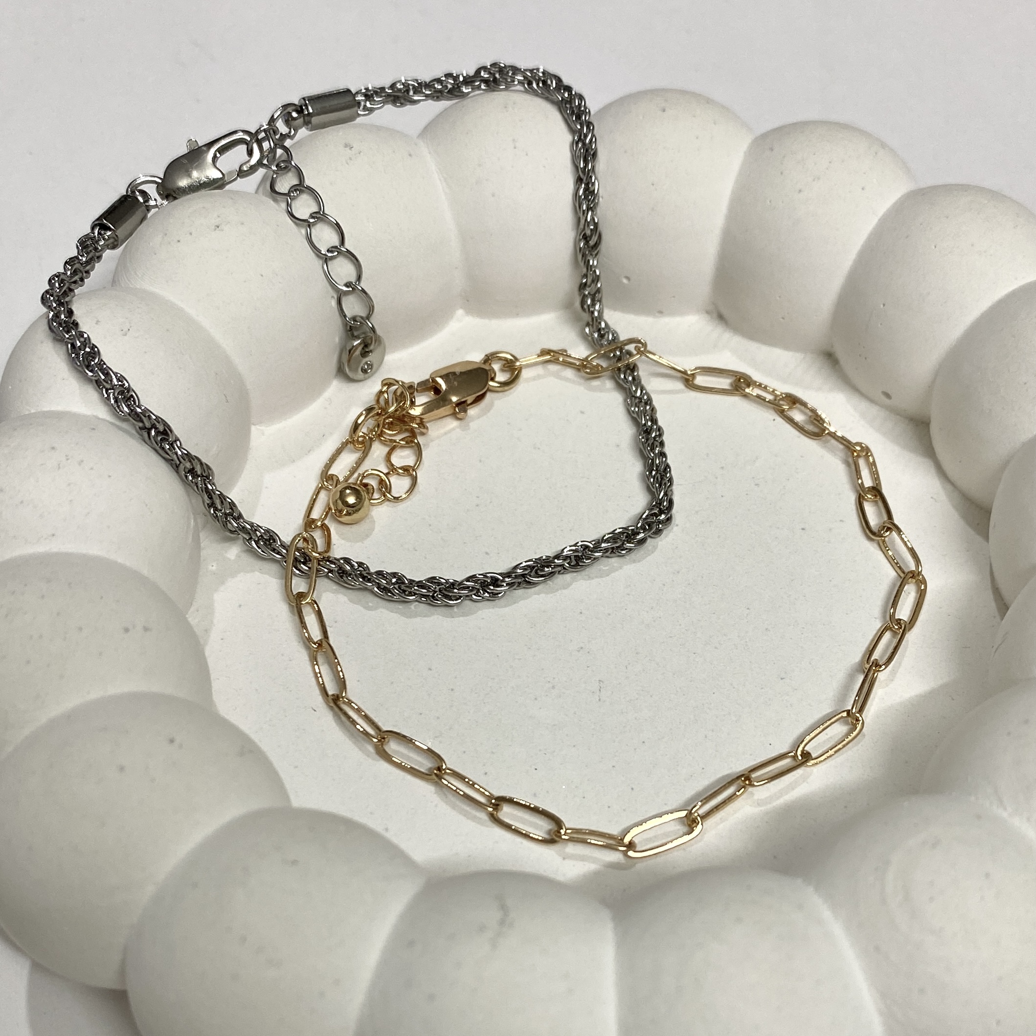 دستبند زنانه مدل زنجیری مجموعه دو عددی