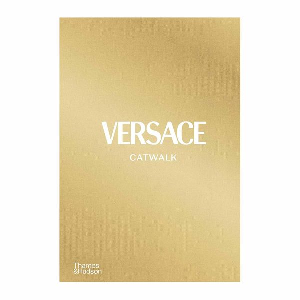 کتاب Versace Catwalk The Complete Collections اثر Tim Blanks انتشارات تیمز و هادسون