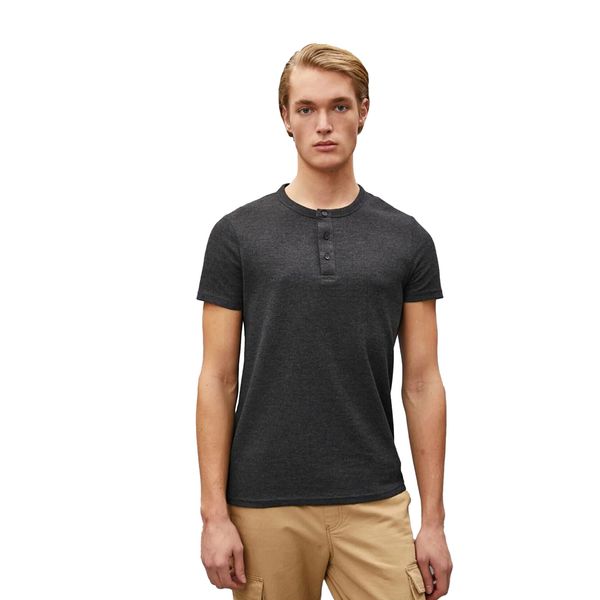 تی شرت آستین کوتاه مردانه کوتون مدل KOLAR