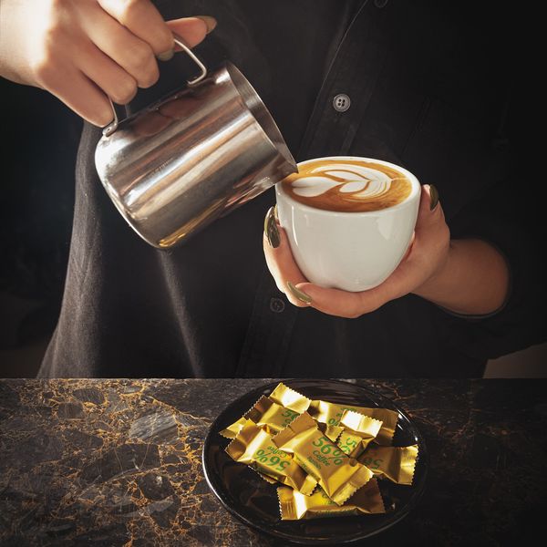 شکلات تلخ 56 درصد قهوه رزبین استار - 500 گرم 