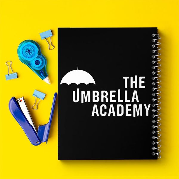 دفتر نقاشی 50 برگ خندالو مدل سریال آکادمی آمبرلا The Umberella Academy کد 28549