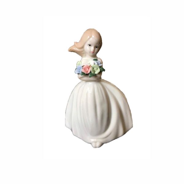 مجسمه سرامیکی خانه سفید مدل دختر گل به دست کد 06