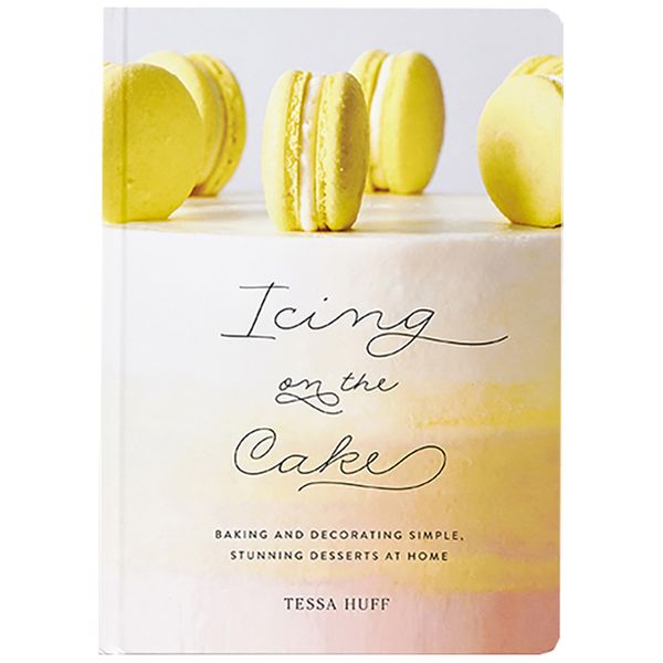 کتاب Icing on the Cake: Decorating Simple, Stunning Desserts at Home اثر TESSA HUFF انتشارات آبرامز