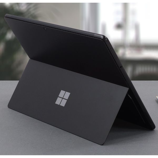 تبلت مایکروسافت مدل Surface Pro 8-i7 1185G7 ظرفیت 256 گیگابایت و 16 گیگابایت رم