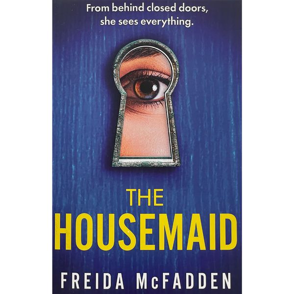 کتاب  the housemaid اثر Freida McFadden انتشارات معیار علم