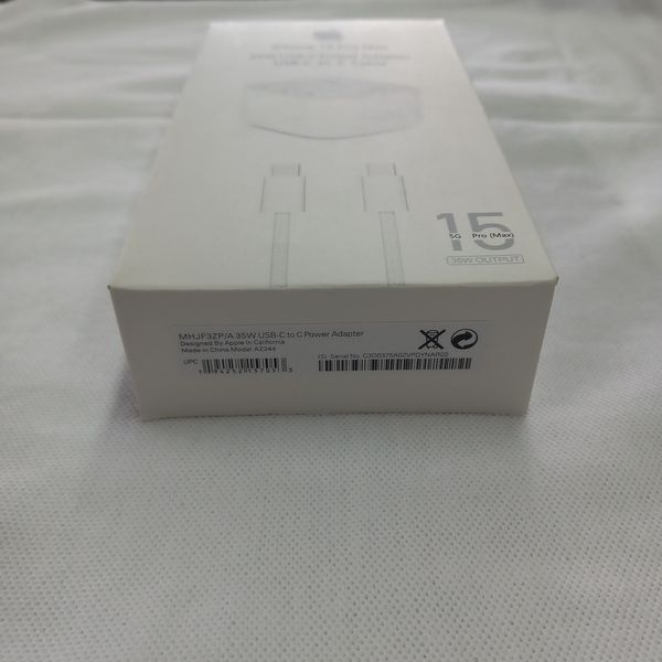 شارژر دیواری 35 وات مدل v35  IPhone 15 pro max  به همراه کابل USB-C