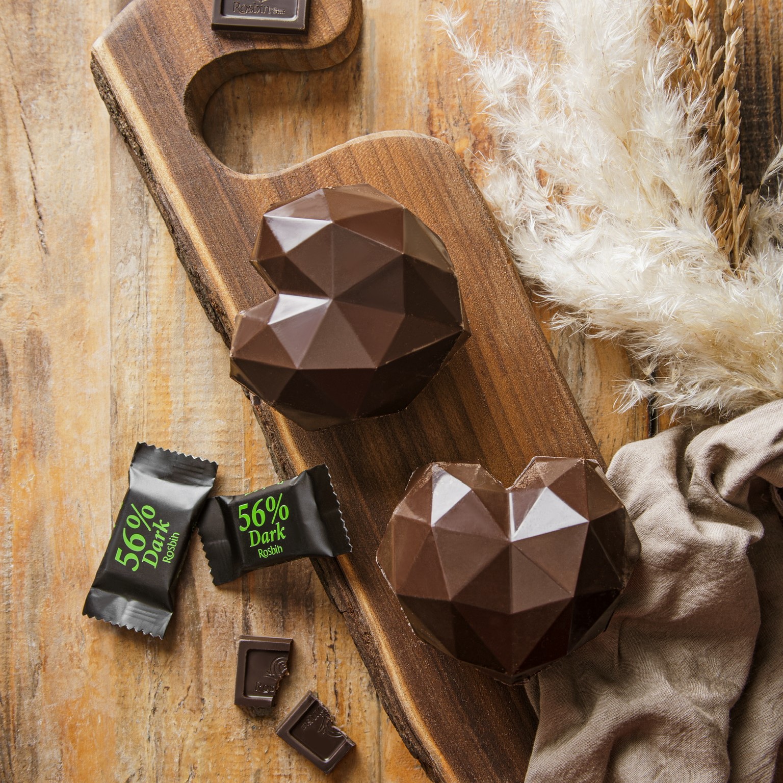 شکلات تلخ 56 درصد رزبین استار - 500 گرم بسته 6 عددی 