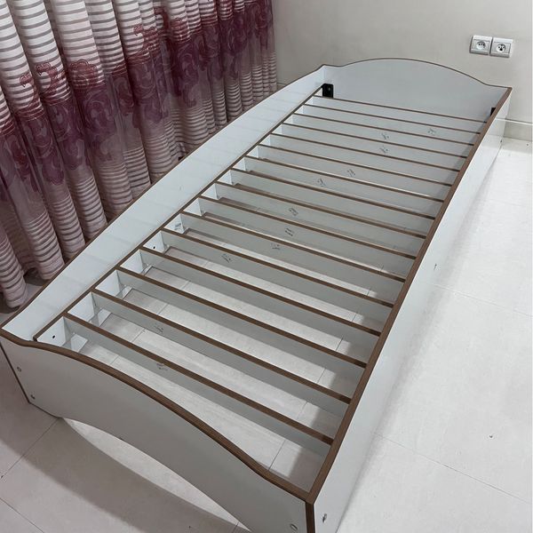 تخت خواب یک نفره مدل پرستیژ A-01 سایز 200×90 سانتیمتر
