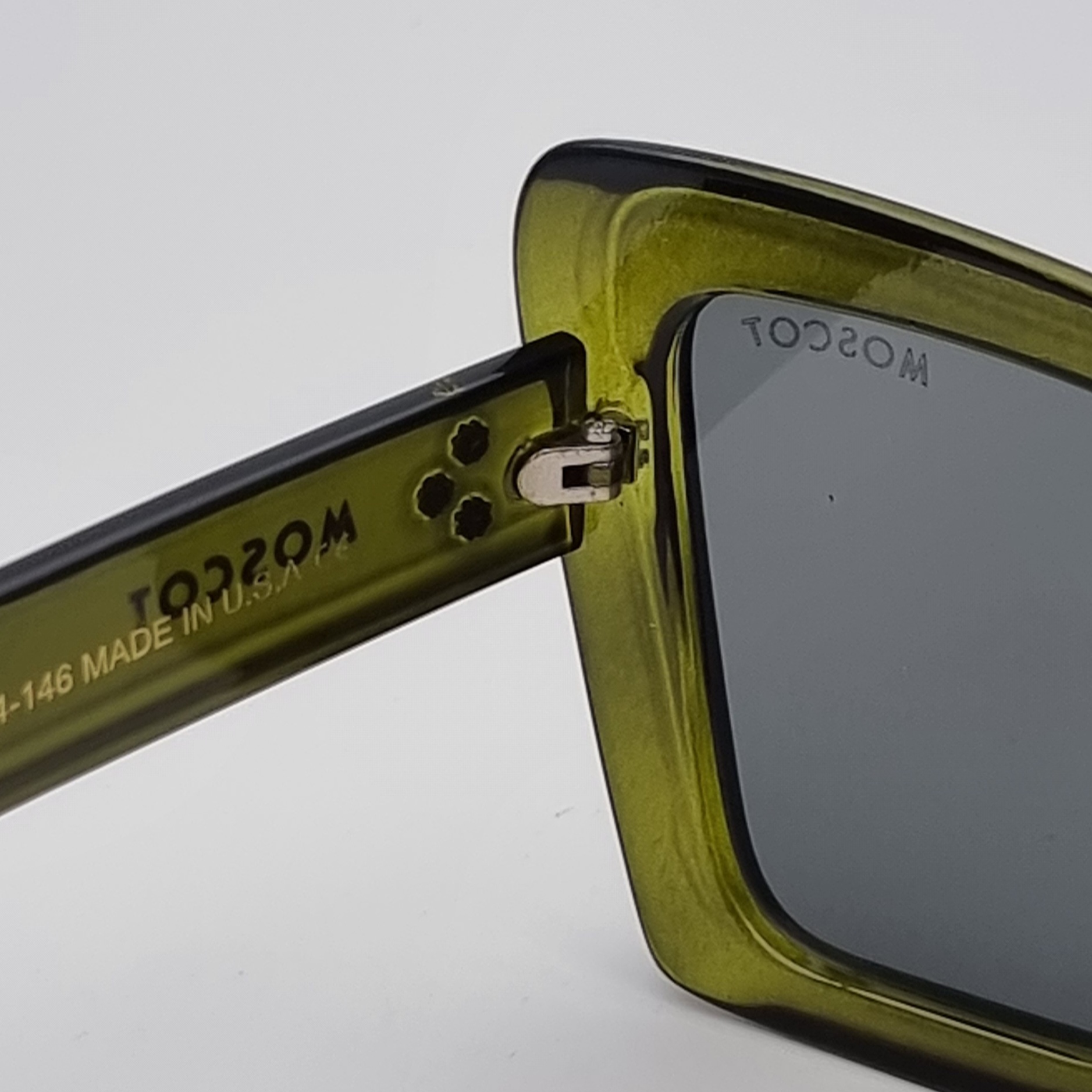عینک آفتابی موسکوت مدل 6009SB