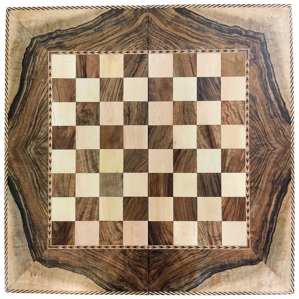 صفحه شطرنج معرق کاری مدل ریشه گردو کهنسال طرح قرینه کد T5