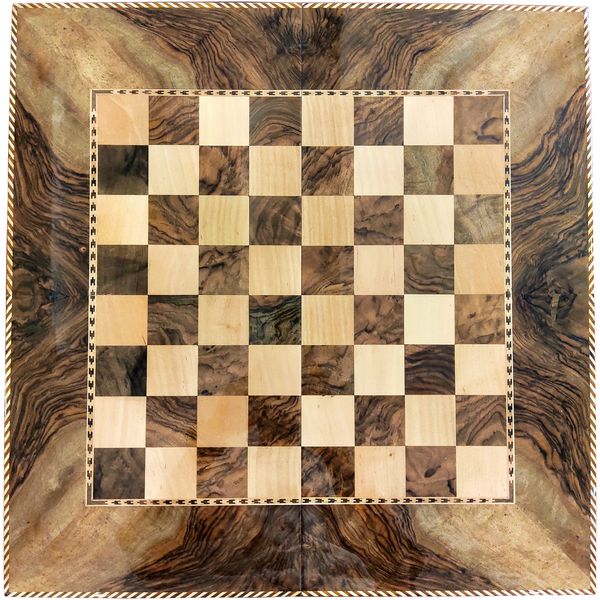 صفحه شطرنج معرق کاری مدل ریشه گردو قرینه شده کد T7