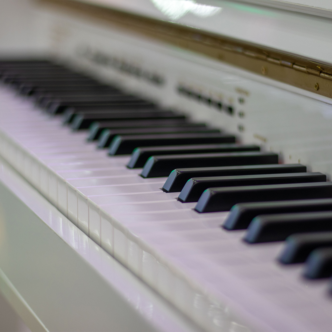 پیانو دیجیتال یاماها مدل LX570