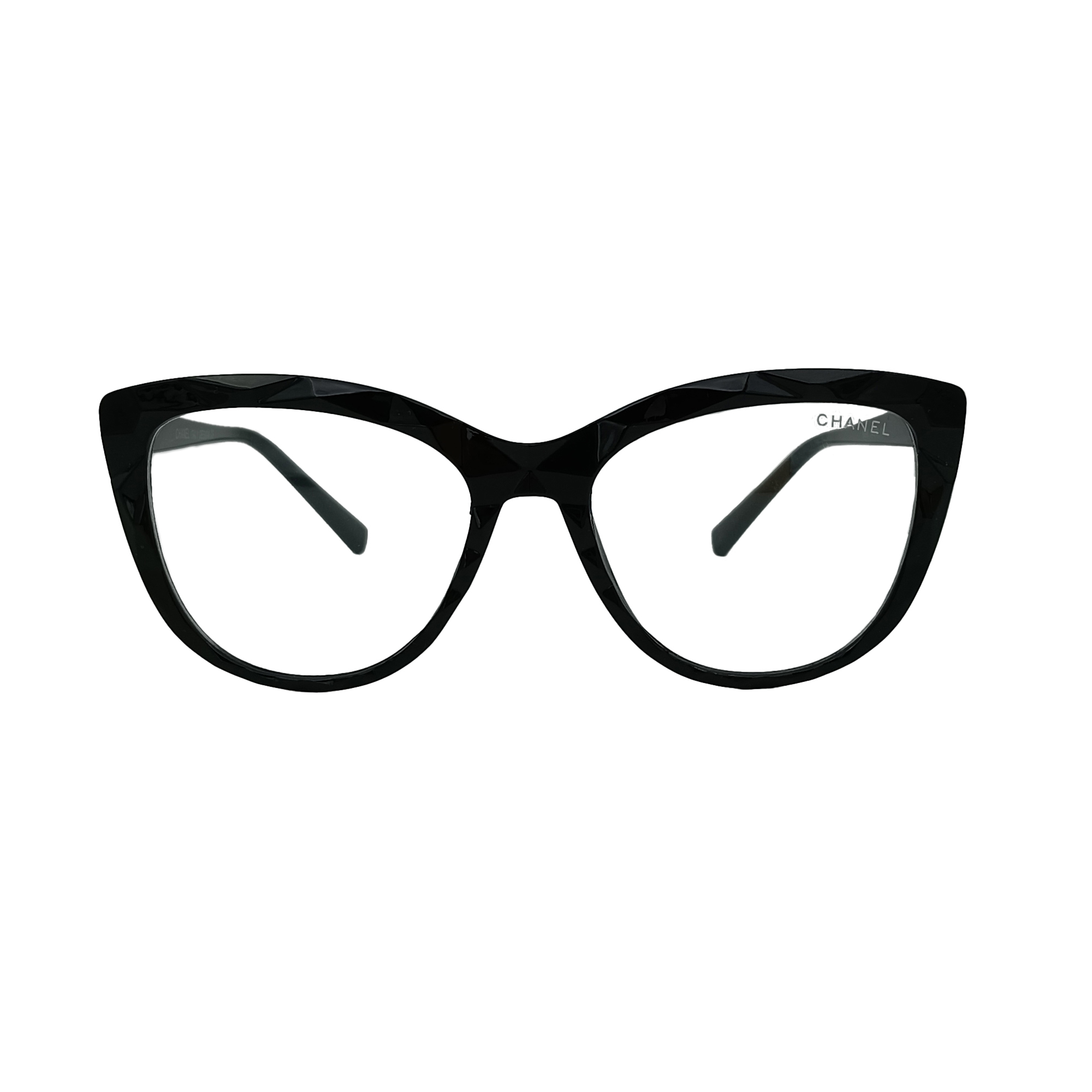 عینک شانل مدل استفاده از کامپیوتر