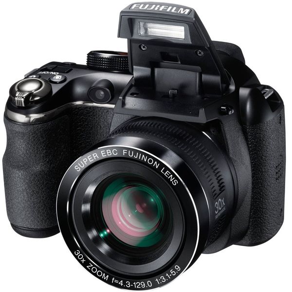 دوربین دیجیتال فوجی فیلم مدل FinePix S4500