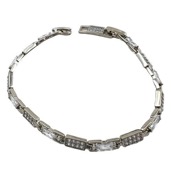 دستبند زنانه ژوپینگ مدل نگین دار کد B4609