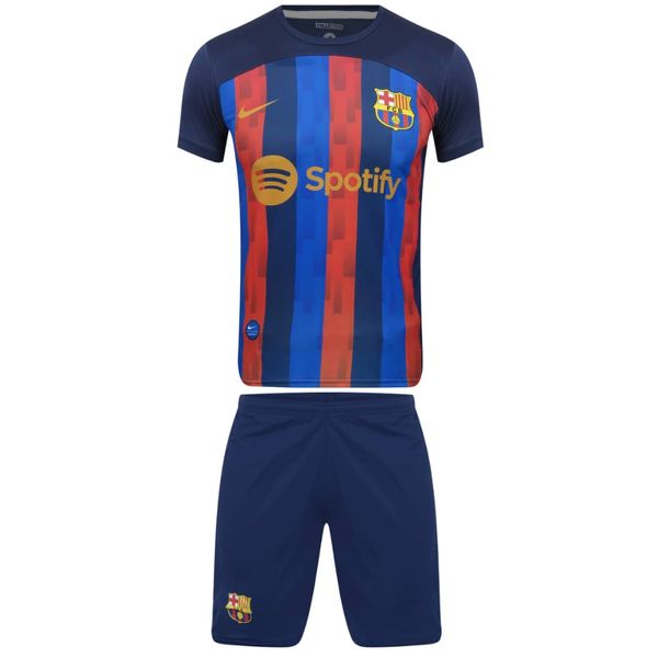 ست تی شرت آستین کوتاه و شلوارک ورزشی مردانه طرح بارسلونا مدل لواندوفسکی 2023