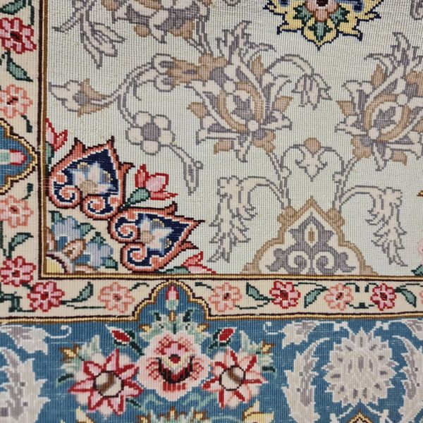 فرش دستبافت یک متری اصفهان آبتین کد 1337