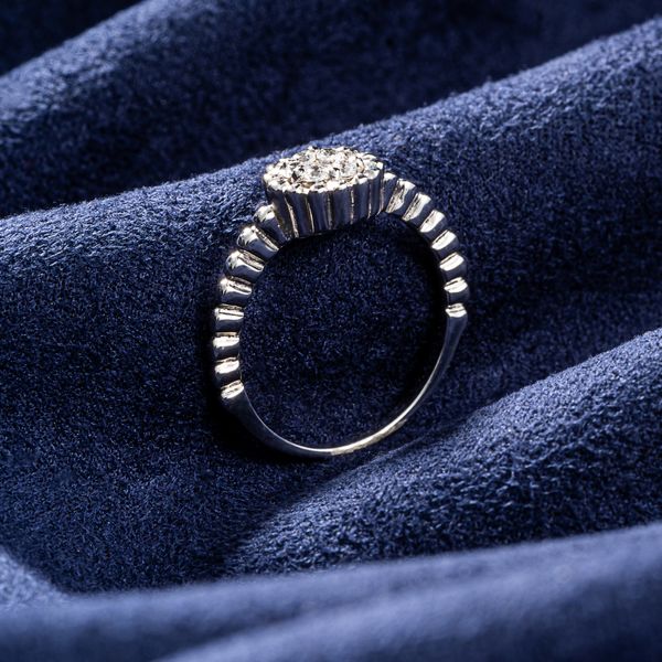 انگشتر طلا 18 عیار زنانه جواهری سون مدل 0051