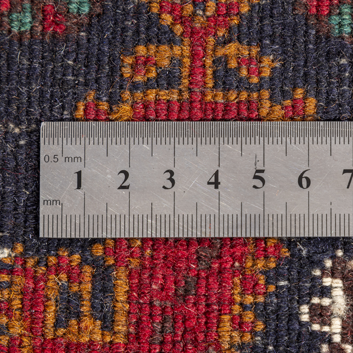 فرش دستبافت دو متری مدل بلوچ 20.34.2849
