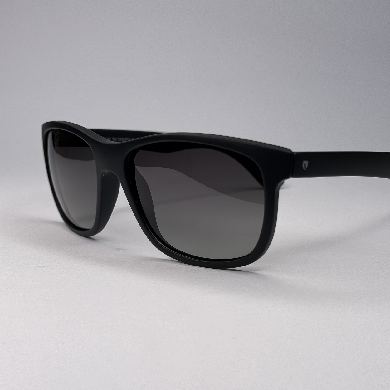 عینک آفتابی مدل TG1316C5252M
