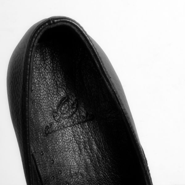 کفش زنانه چرم عطارد مدل چرم طبیعی کد SH144