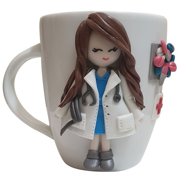 ماگ سرامیکی مدل عروسکی طرح پزشک پرستار کد B_125