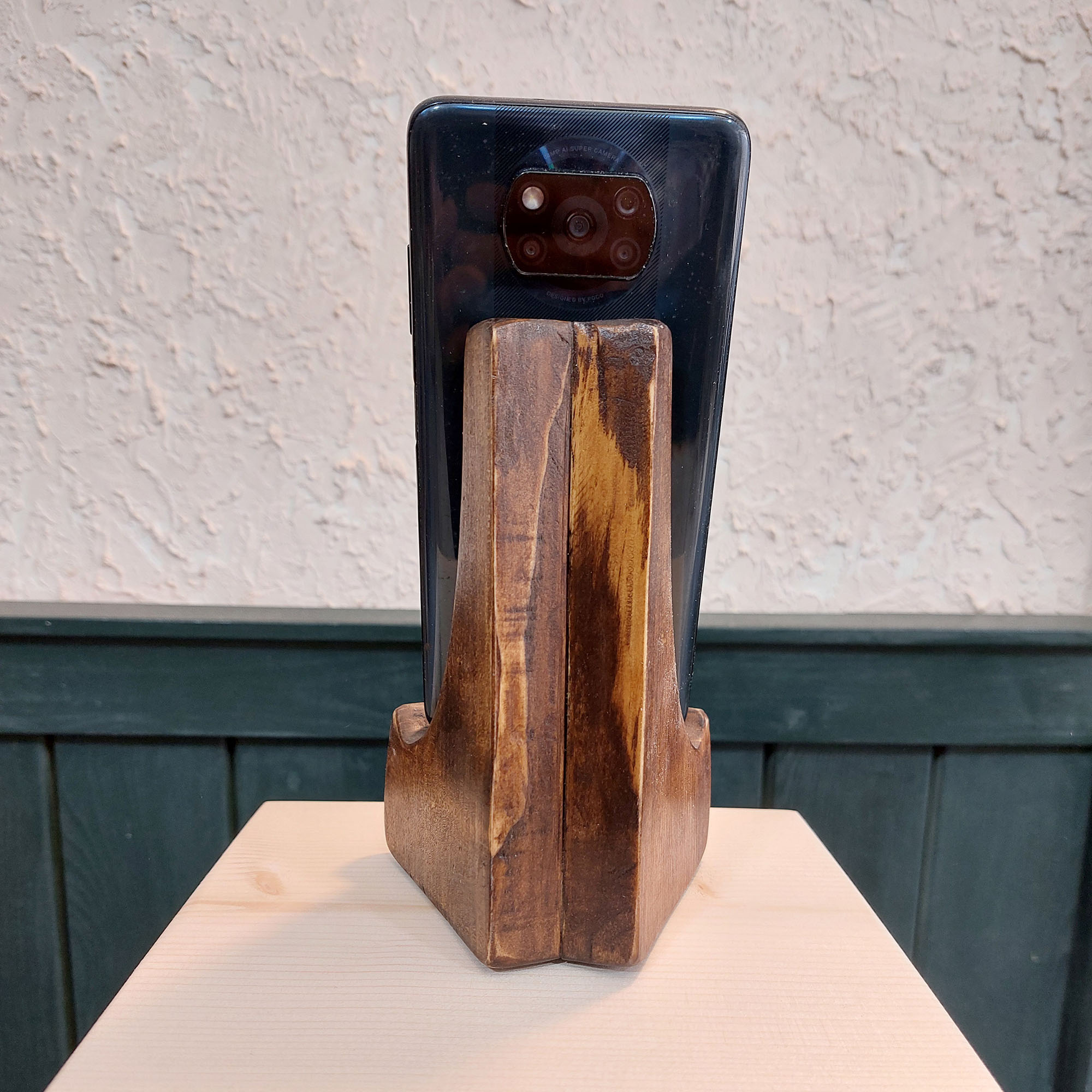 نگهدارنده گوشی موبایل مدل چوبی کد 3303