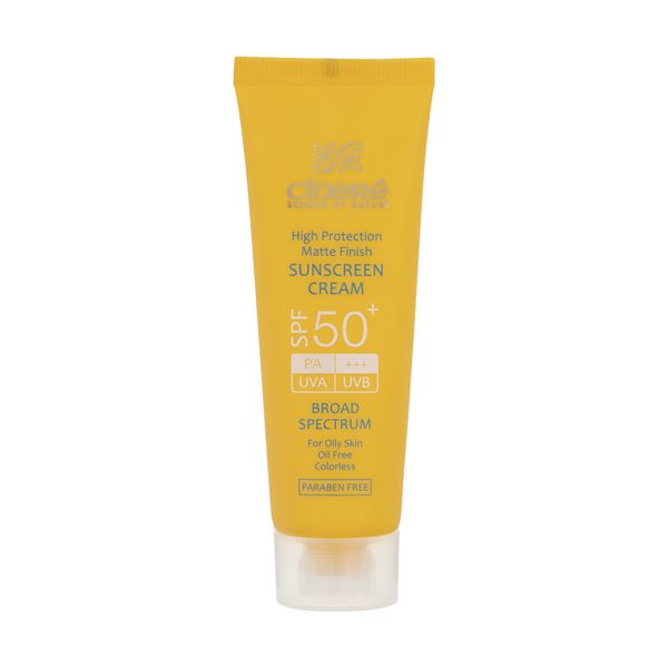 کرم ضد آفتاب SPF50 بی رنگ سینره مناسب پوستهای چرب حجم 50 میلی لیتر