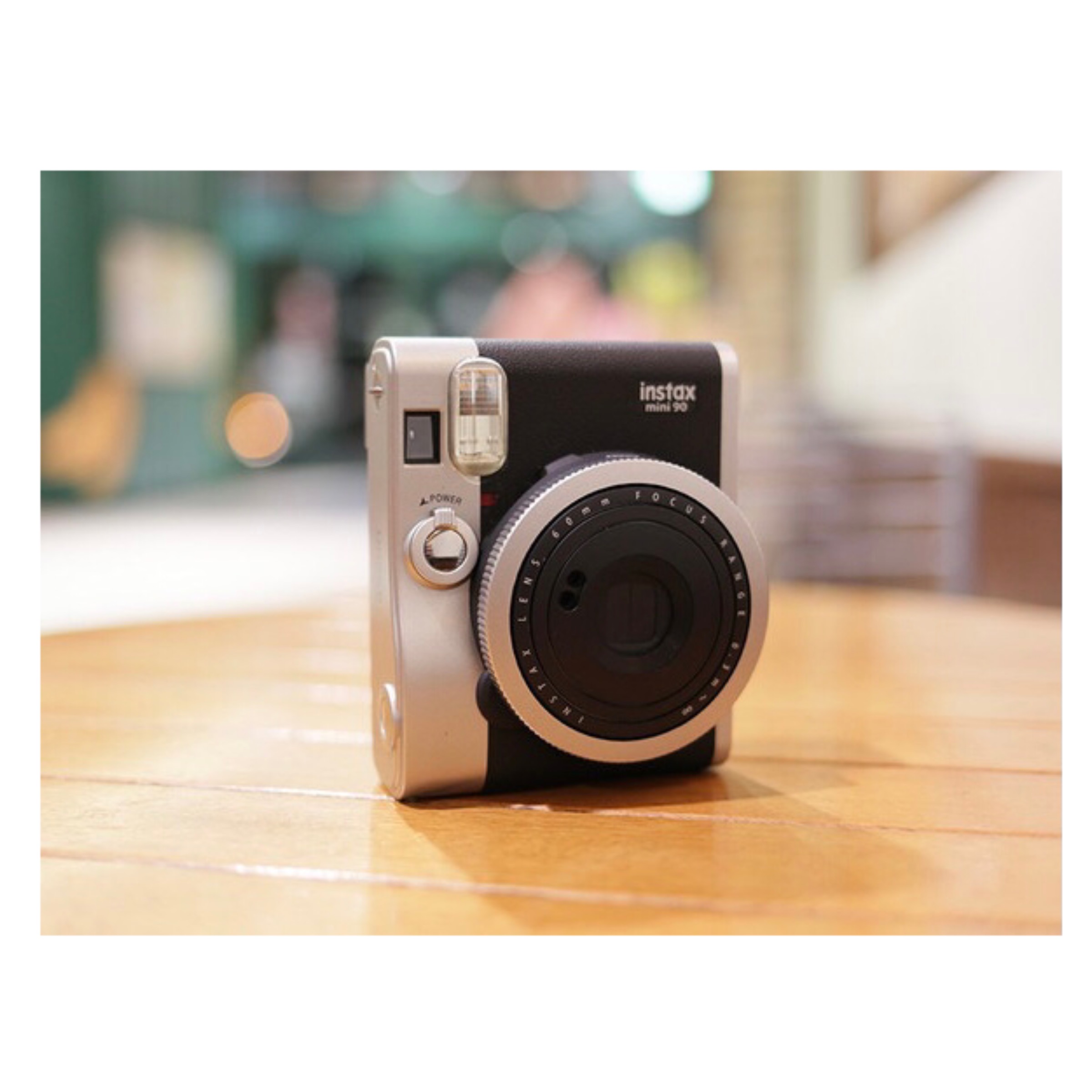 دوربین عکاسی چاپ سریع فوجی فیلم مدل Instax mini 90 Neo Classic