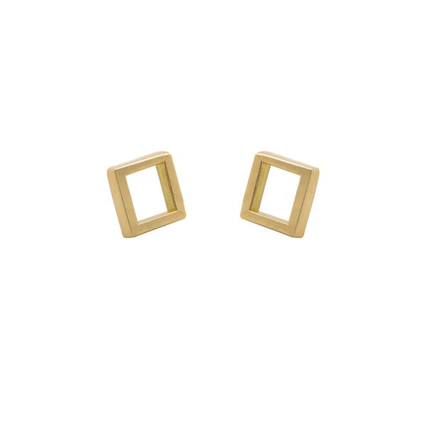 گوشواره طلا 18 عیار زنانه پولک مدل مربع تو خالی برجسته