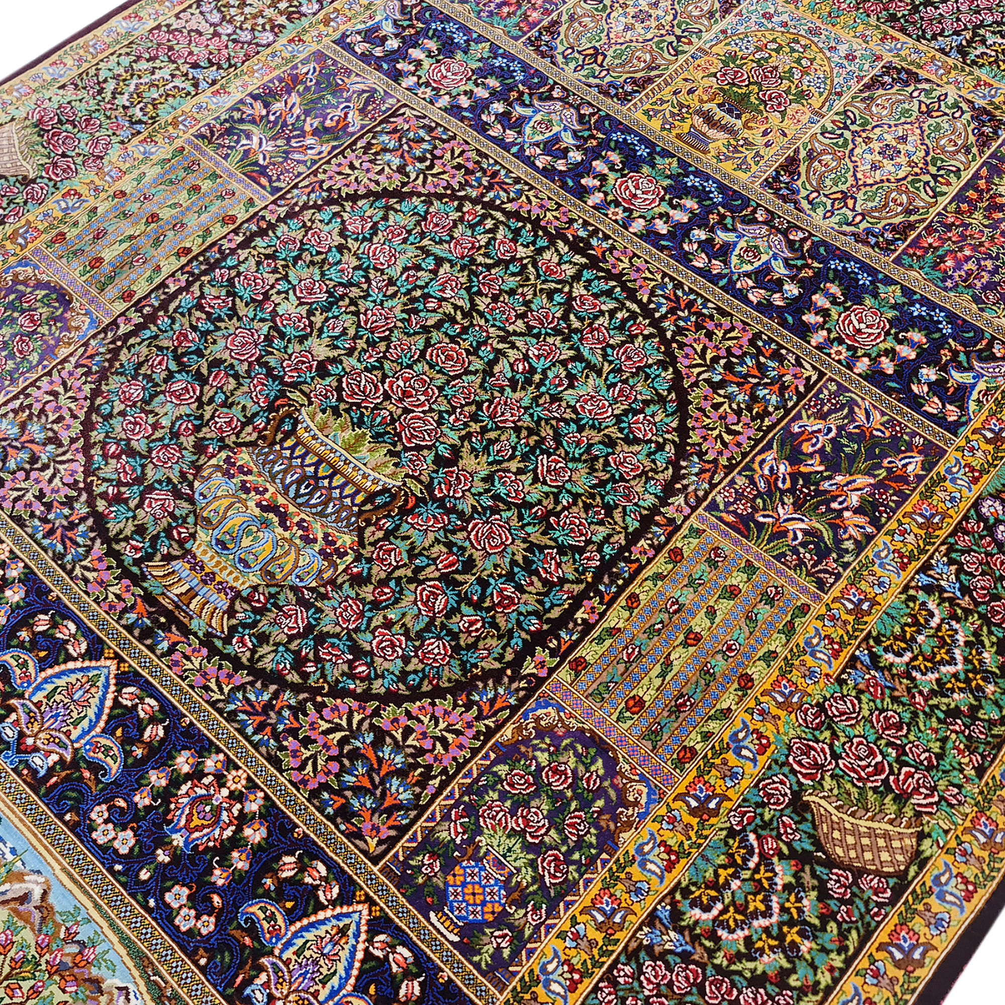 فرش دستبافت یک و نیم متری قم حسین شیرازی کد 2086
