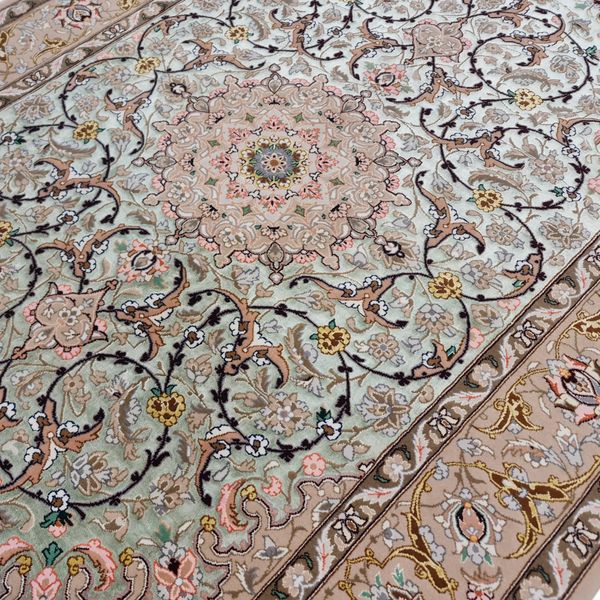 فرش دستبافت دو متری اصفهان آبتین کد 1338