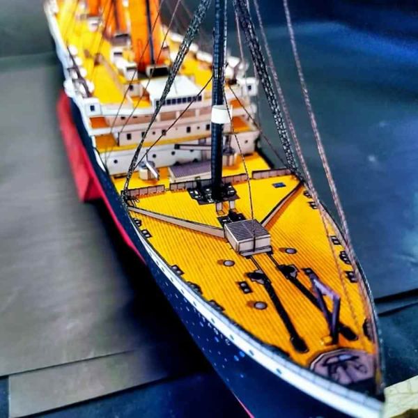 ساختنی مدل ماکت کشتی تایتانیک کاغذی