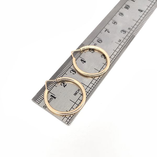گوشواره طلا 18 عیار زنانه طلا و جواهرسازی افرا مدل حلقه ای کد 150