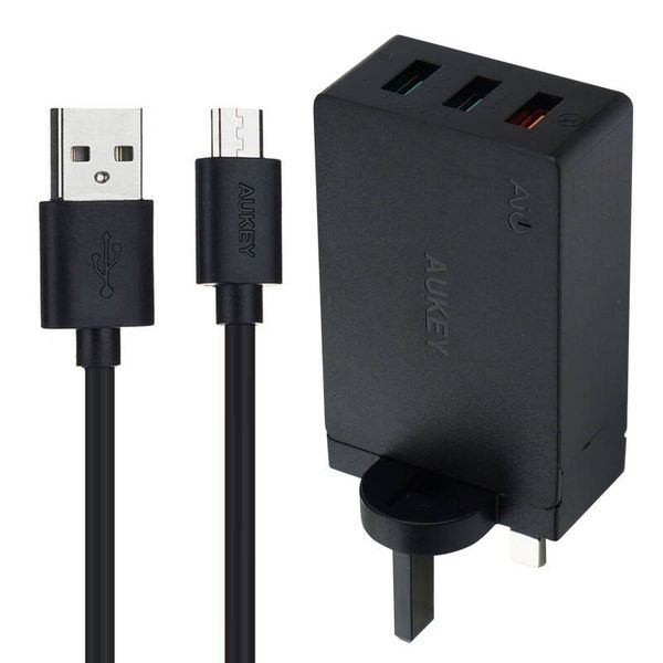 شارژر دیواری آکی مدل PA-T14 به همراه کابل تبدیل microUSB