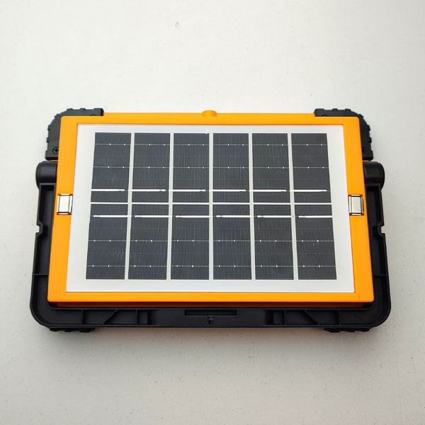 نورافکن دستی مدل پروژکتور خورشیدی کد SOLAR 890