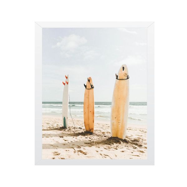 تابلو مدل سرفبوردها در ساحل